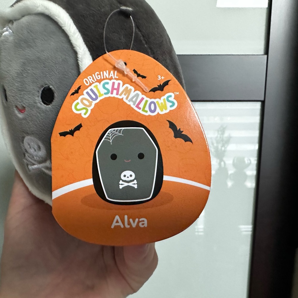 5” ALVA squishmallow - Picture 3 of 4